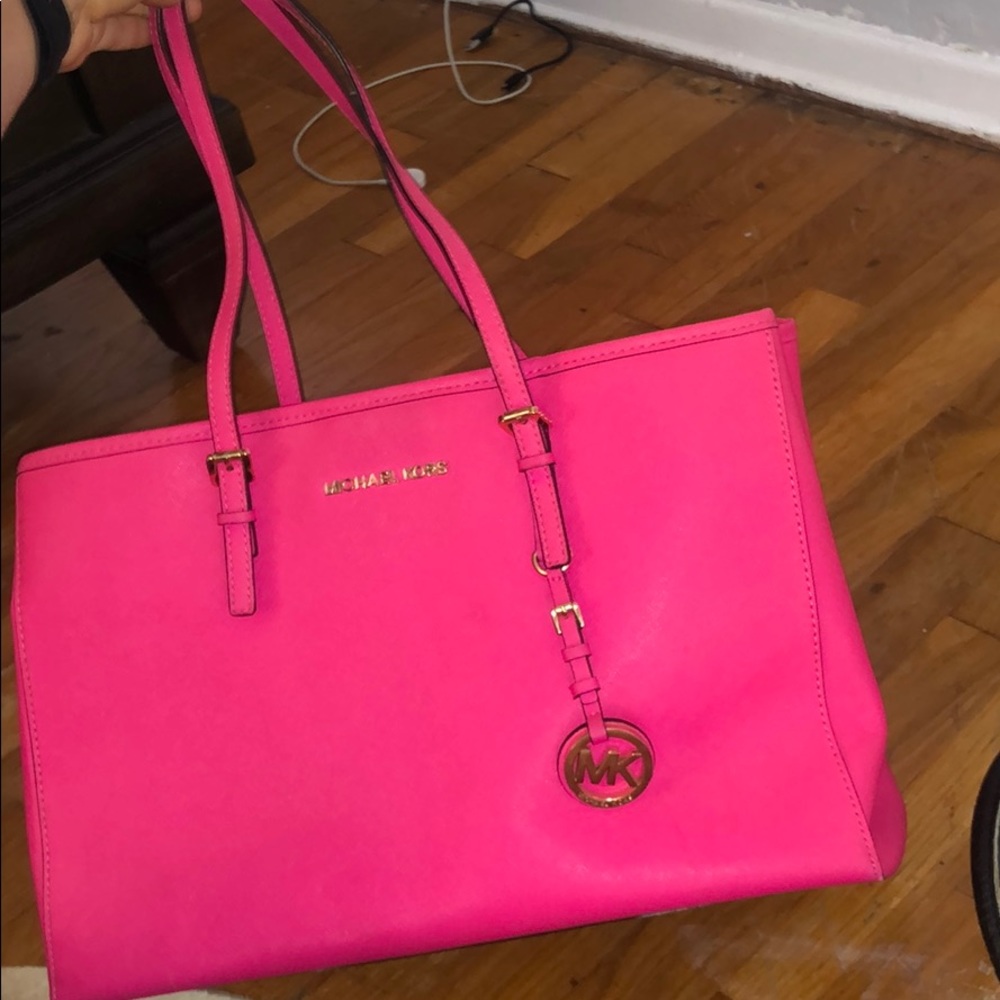 Michael Kors hot pink purse